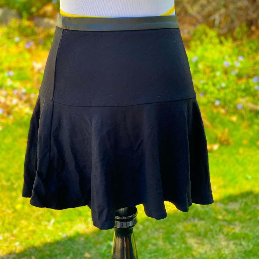 Guess Leather Trim Black Panel Skirt Size 8